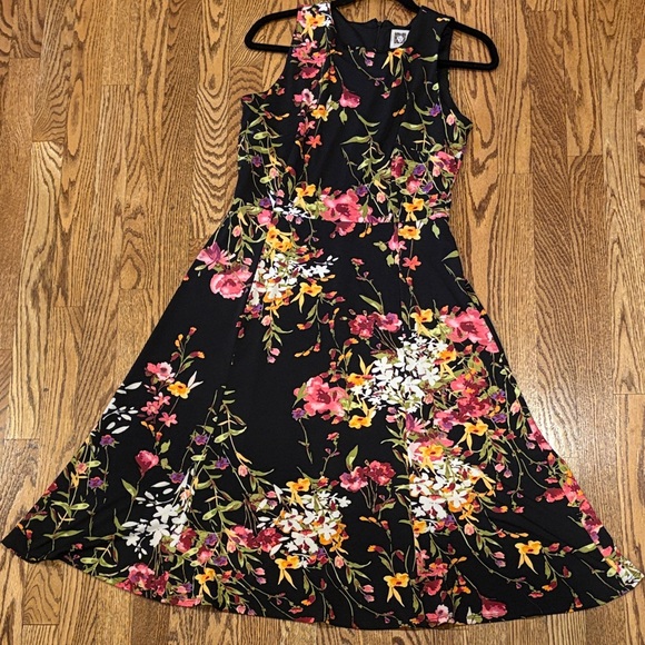 Anne Klein Black and Pink Floral Jersey Dress - Picture 6 of 6